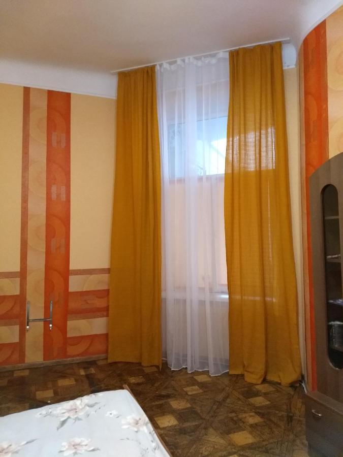 Apartment On Franka Ивано-Франкивск Екстериор снимка